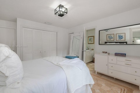 Купить виллу или дом в Корал-Гейблс, Флорида 5 спален, 411.46м2, № 1997231 - фото 9