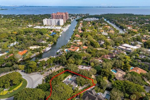 Купить виллу или дом в Корал-Гейблс, Флорида 5 спален, 411.46м2, № 1997231 - фото 6