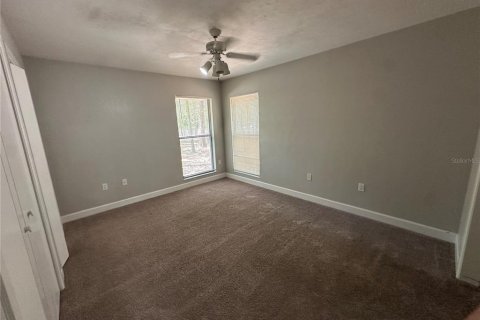 House in Gainesville, Florida 5 bedrooms, 267.93 sq.m. № 2150937 - photo 16