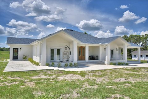 Villa ou maison à vendre à Polk City, Floride: 4 chambres, 215.16 m2 № 1792866 - photo 2
