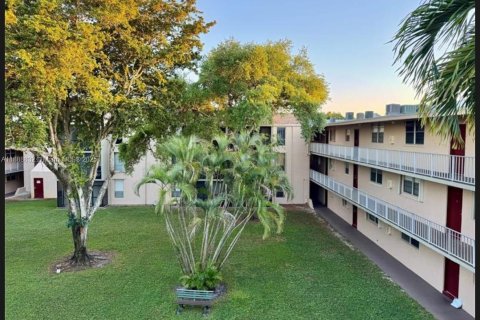Condominio en venta en Davie, Florida, 2 dormitorios, 100.33 m2 № 1941226 - foto 5