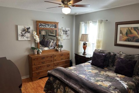 House in Port St. Lucie, Florida 4 bedrooms, 207.73 sq.m. № 2193438 - photo 21
