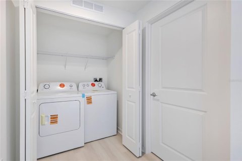 Copropriété à louer à Orlando, Floride: 2 chambres, 95.04 m2 № 2408571 - photo 15