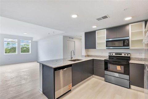 Copropriété à louer à Orlando, Floride: 2 chambres, 95.04 m2 № 2408571 - photo 6