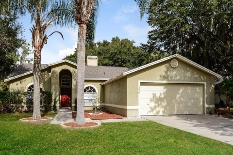House in Mulberry, Florida 4 bedrooms, 155.89 sq.m. № 1902754 - photo 1