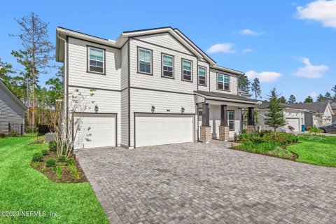 House in St. Johns, Florida 4 bedrooms, 319.68 sq.m. № 817819 - photo 1