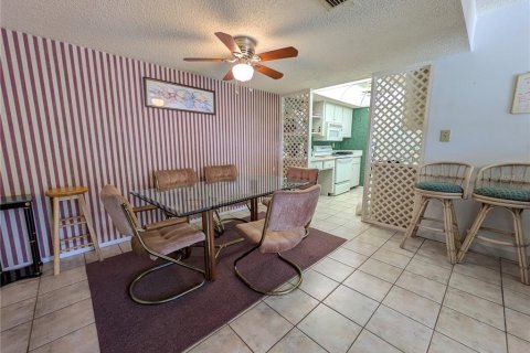 Condominio en venta en Bradenton, Florida, 2 dormitorios, 109.44 m2 № 2232872 - foto 8