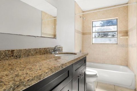 Casa en alquiler en Orlando, Florida, 3 dormitorios, 118.54 m2 № 1917067 - foto 10