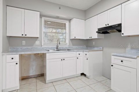 Casa en alquiler en Orlando, Florida, 3 dormitorios, 118.54 m2 № 1917067 - foto 4