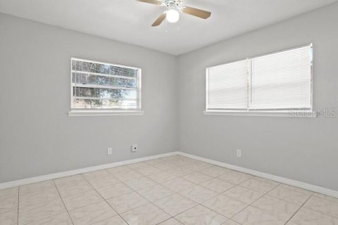 Casa en alquiler en Orlando, Florida, 3 dormitorios, 118.54 m2 № 1917067 - foto 13