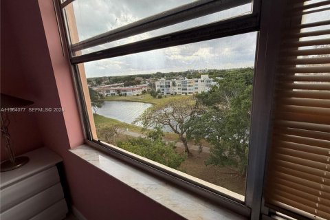Copropriété à vendre à Delray Beach, Floride: 2 chambres, 98.48 m2 № 2081079 - photo 5