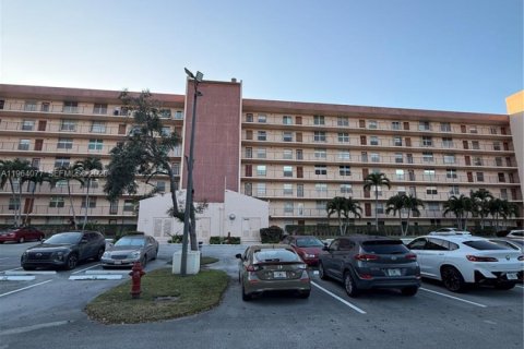 Copropriété à vendre à Delray Beach, Floride: 2 chambres, 98.48 m2 № 2081079 - photo 6