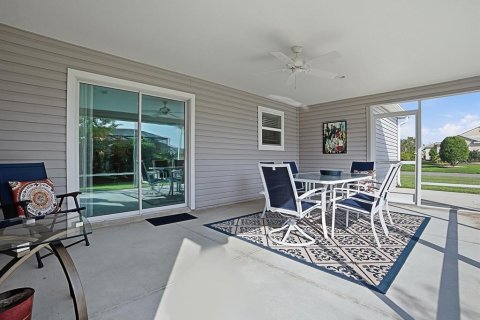 House in The Villages, Florida 3 bedrooms, 136.57 sq.m. № 2272840 - photo 20