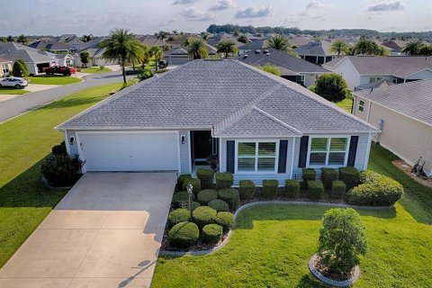 House in The Villages, Florida 3 bedrooms, 136.57 sq.m. № 2272840