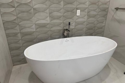 Купить кондоминиум в Хайленд-Бич, Флорида 4 комнаты, 102.19м2, № 2261441 - фото 14