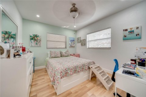 Casa en venta en Hollywood, Florida, 3 dormitorios, 118.64 m2 № 1969512 - foto 28