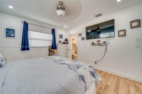 Casa en venta en Hollywood, Florida, 3 dormitorios, 118.64 m2 № 1969512 - foto 23