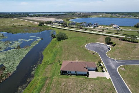 Land in Lake Alfred, Florida № 1800394 - photo 1