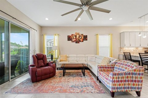 House in Wesley Chapel, Florida 3 bedrooms, 194.35 sq.m. № 2207085 - photo 8