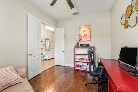 House in Wesley Chapel, Florida 3 bedrooms, 194.35 sq.m. № 2207085 - photo 15