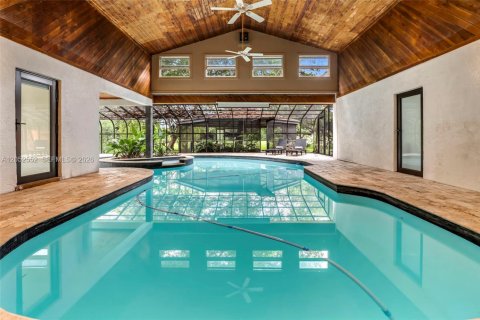Villa ou maison à vendre à Southwest Ranches, Floride: 5 chambres, 276.38 m2 № 2246395 - photo 27