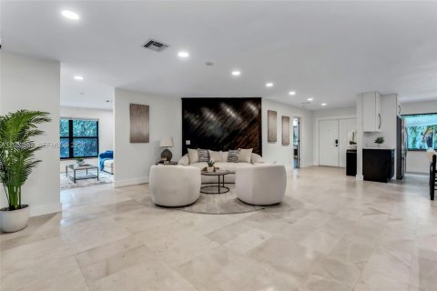 Villa ou maison à vendre à Southwest Ranches, Floride: 5 chambres, 276.38 m2 № 2246395 - photo 7