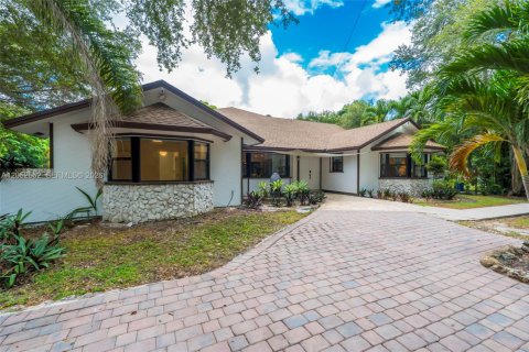 Casa en Southwest Ranches, Florida 5 dormitorios, 276.38 m2 № 2246395