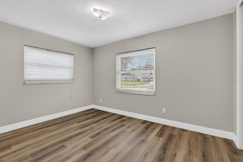 House in Winter Park, Florida 4 bedrooms, 154.22 sq.m. № 2266640 - photo 25