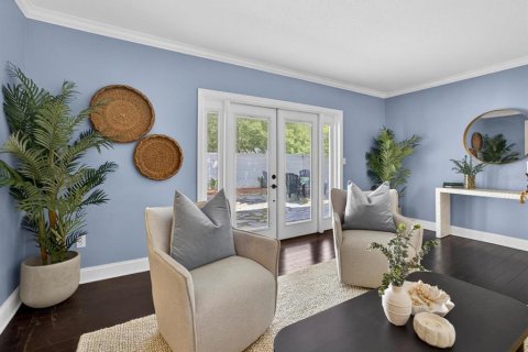 House in Winter Park, Florida 4 bedrooms, 154.22 sq.m. № 2266640 - photo 5