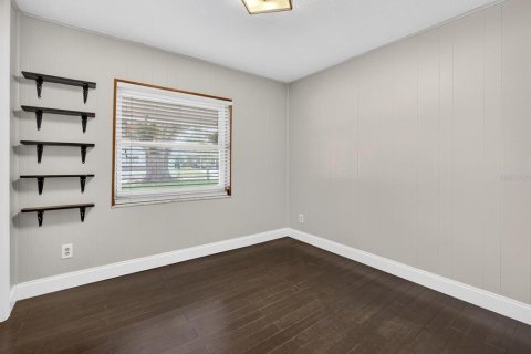 House in Winter Park, Florida 4 bedrooms, 154.22 sq.m. № 2266640 - photo 21