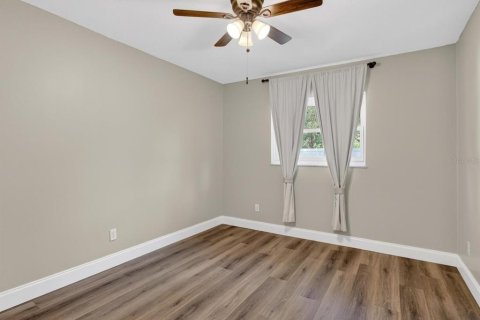 House in Winter Park, Florida 4 bedrooms, 154.22 sq.m. № 2266640 - photo 19