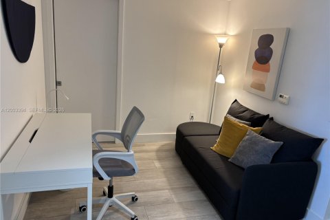 Copropriété à vendre à Miami, Floride: 1 chambre, 62.52 m2 № 2066596 - photo 11