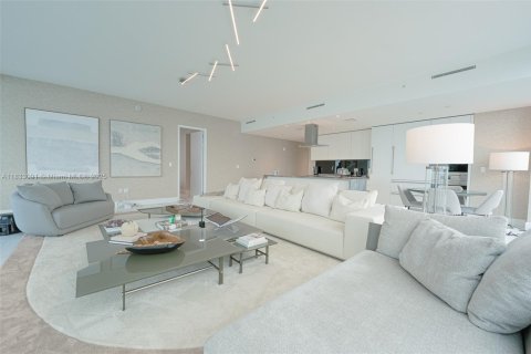 Condo in Miami, Florida, 3 bedrooms  № 1888780 - photo 6