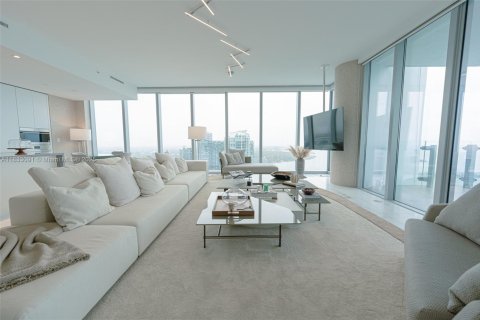 Condo in Miami, Florida, 3 bedrooms  № 1888780 - photo 5
