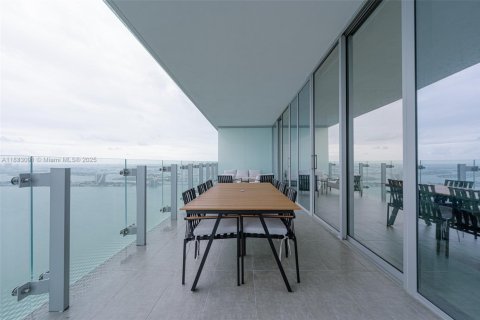 Condo in Miami, Florida, 3 bedrooms  № 1888780 - photo 11