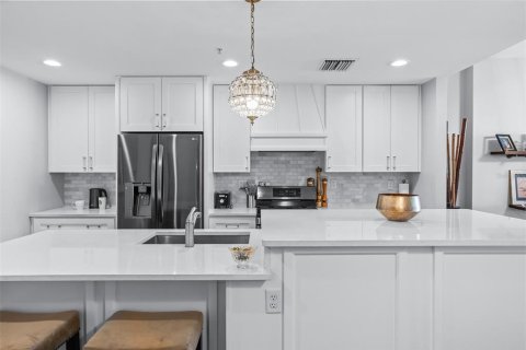 Condominio en venta en Tampa, Florida, 2 dormitorios, 97.55 m2 № 2391123 - foto 17