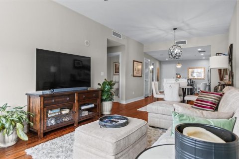 Condominio en venta en Tampa, Florida, 2 dormitorios, 97.55 m2 № 2391123 - foto 19
