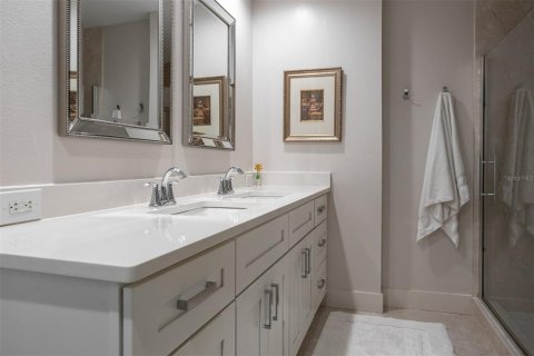Condominio en venta en Tampa, Florida, 2 dormitorios, 97.55 m2 № 2391123 - foto 11