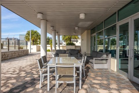 Condominio en venta en Tampa, Florida, 2 dormitorios, 97.55 m2 № 2391123 - foto 25