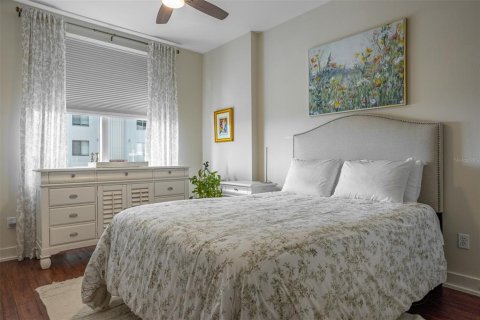 Condominio en venta en Tampa, Florida, 2 dormitorios, 97.55 m2 № 2391123 - foto 8