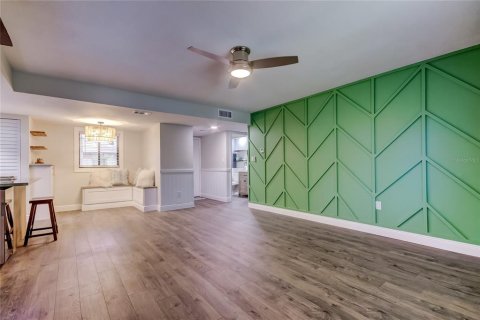 Condo in Clearwater, Florida, 2 bedrooms  № 2202654 - photo 7