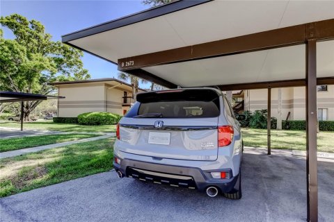 Condo in Clearwater, Florida, 2 bedrooms  № 2202654 - photo 16