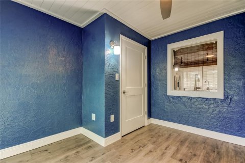 Condo in Clearwater, Florida, 2 bedrooms  № 2202654 - photo 13