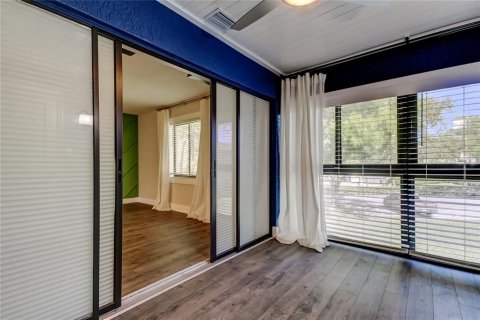 Condo in Clearwater, Florida, 2 bedrooms  № 2202654 - photo 12