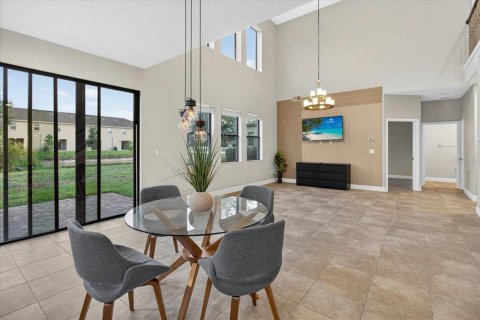 House in Lakeland, Florida 5 bedrooms, 319.58 sq.m. № 2231518 - photo 30