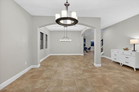 House in Lakeland, Florida 5 bedrooms, 319.58 sq.m. № 2231518 - photo 14