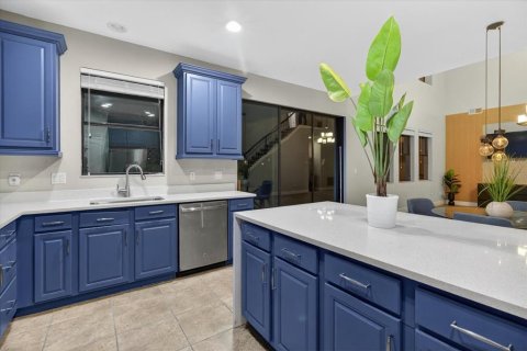 House in Lakeland, Florida 5 bedrooms, 319.58 sq.m. № 2231518 - photo 21