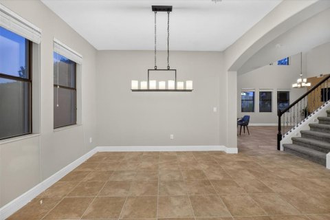 House in Lakeland, Florida 5 bedrooms, 319.58 sq.m. № 2231518 - photo 10