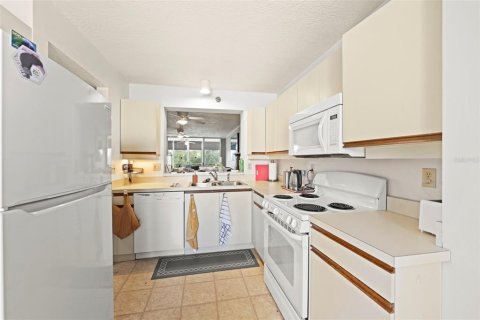 Copropriété à vendre à Bradenton, Floride: 1 chambre, 92.44 m2 № 1880570 - photo 5