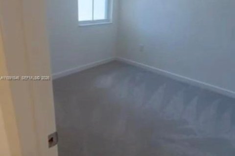 Townhouse in Miami, Florida 3 bedrooms, 129.41 sq.m. № 1943902 - photo 23